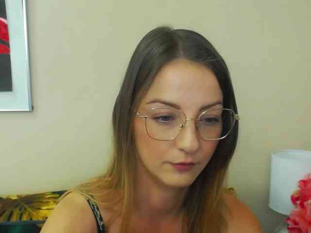 NatalieKiss webcam