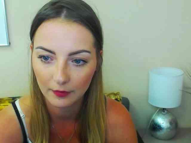 NatalieKiss webcam