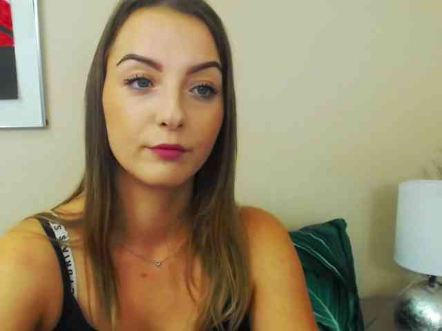 NatalieKiss webcam