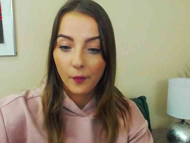 NatalieKiss webcam