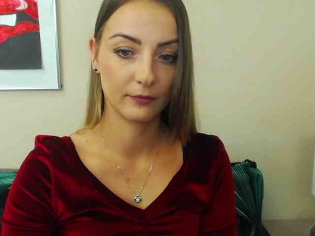 NatalieKiss webcam