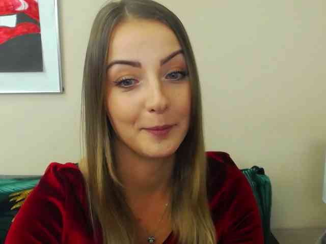NatalieKiss webcam