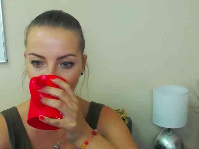 NatalieKiss webcam