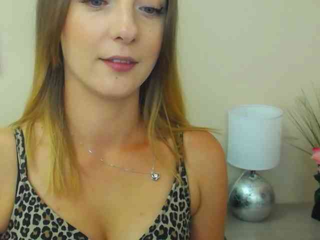 NatalieKiss webcam