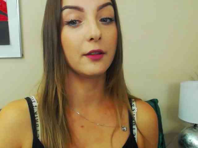 NatalieKiss webcam