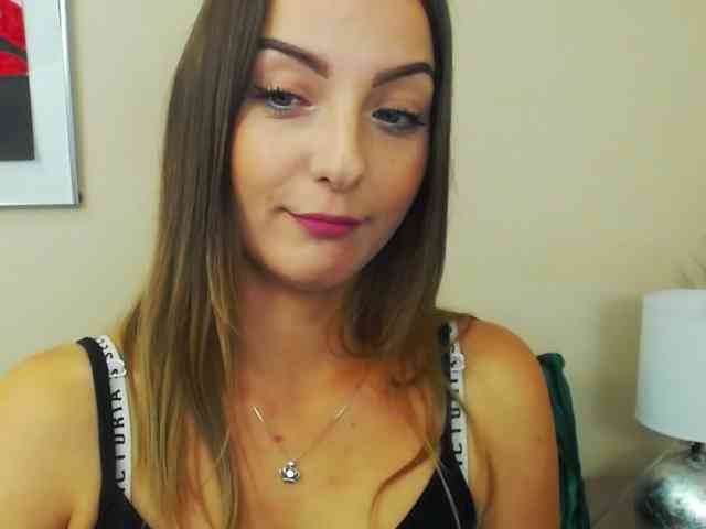 NatalieKiss webcam