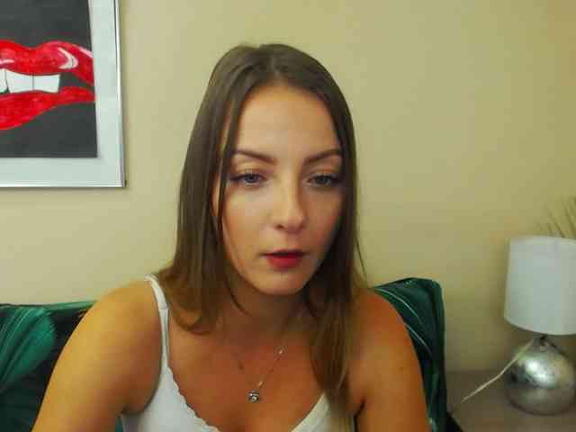 NatalieKiss webcam