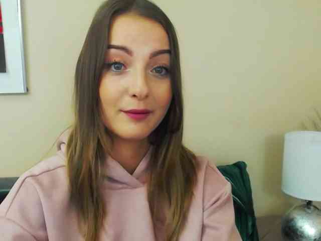 NatalieKiss webcam