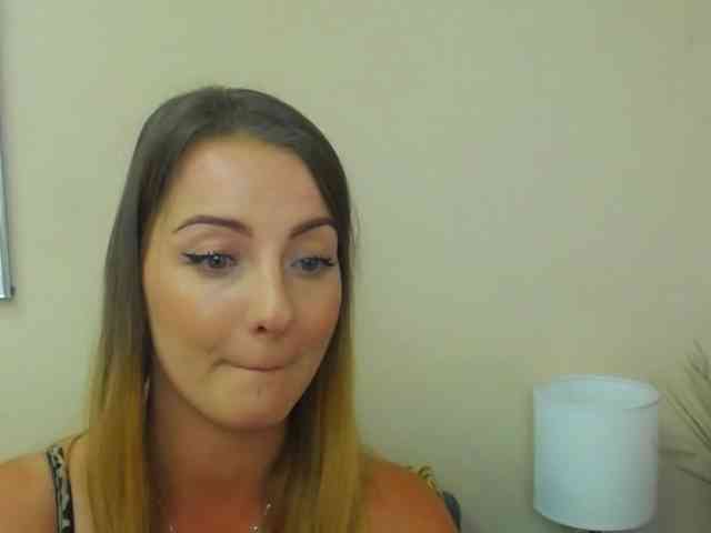 NatalieKiss webcam