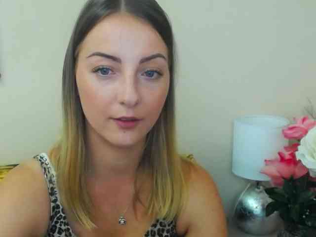 NatalieKiss webcam