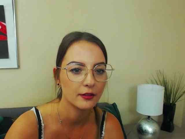 NatalieKiss webcam