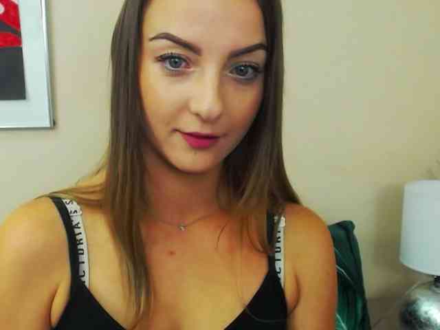 NatalieKiss webcam