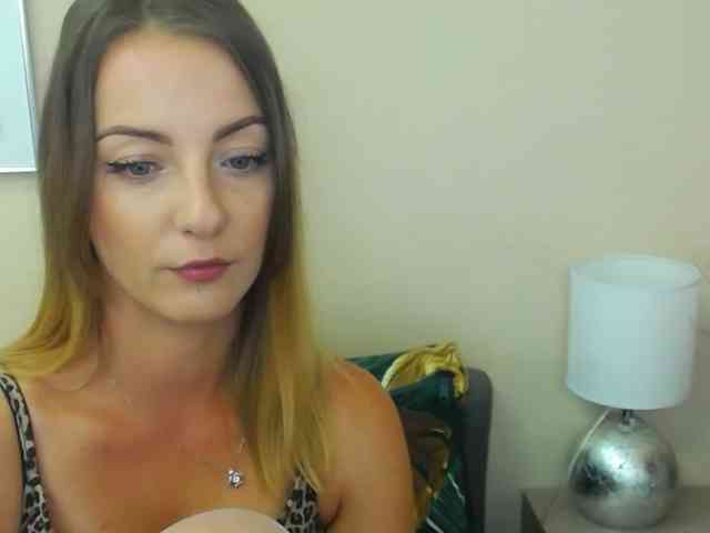 NatalieKiss webcam
