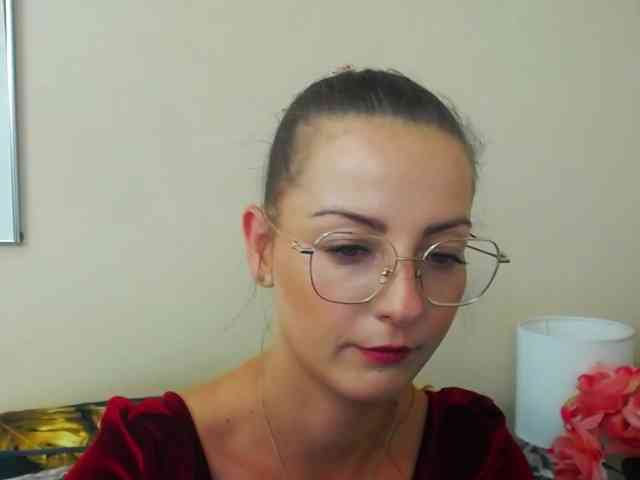 NatalieKiss webcam