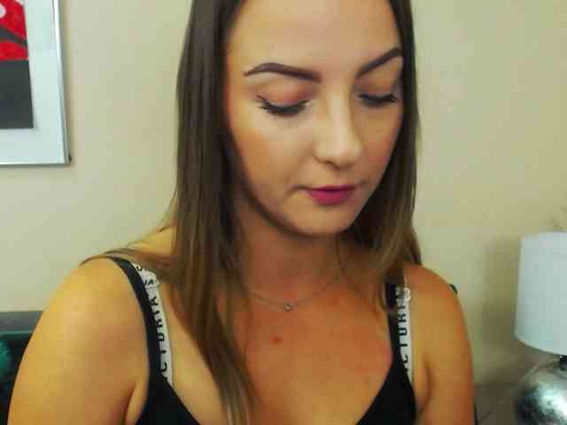 NatalieKiss webcam
