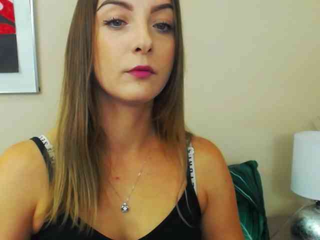 NatalieKiss webcam