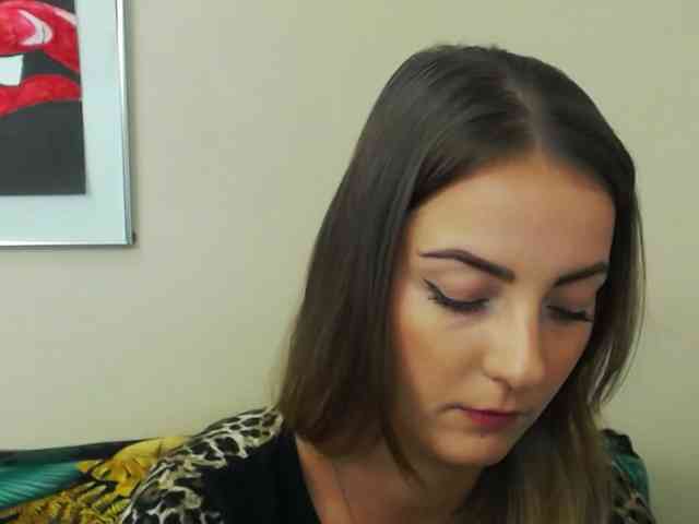 NatalieKiss webcam