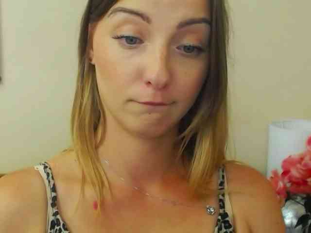 NatalieKiss webcam