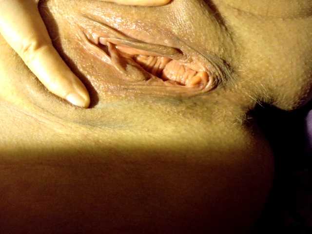 esterjohns's BongaCams show and profile