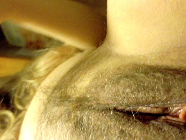 Gorgeous Esterjohns wants you to fuck her body now esterjohns from BongaCams