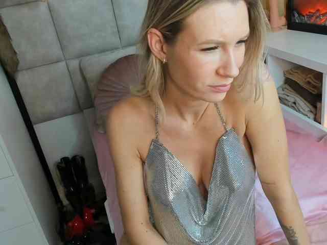 TatjanaTilers webcam