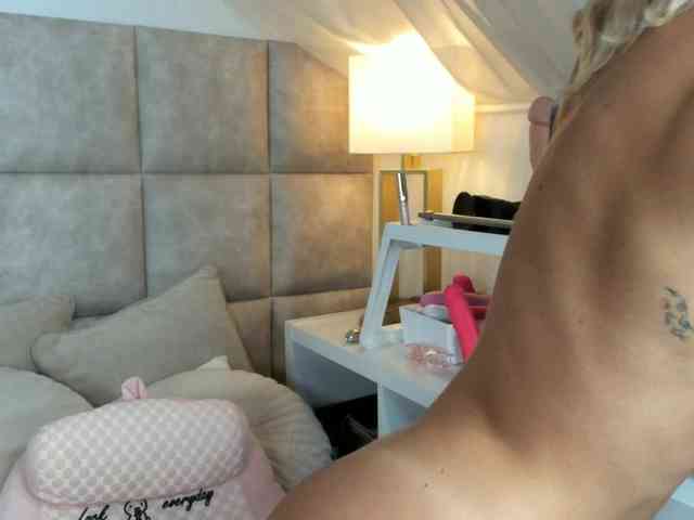 TatjanaTilers webcam