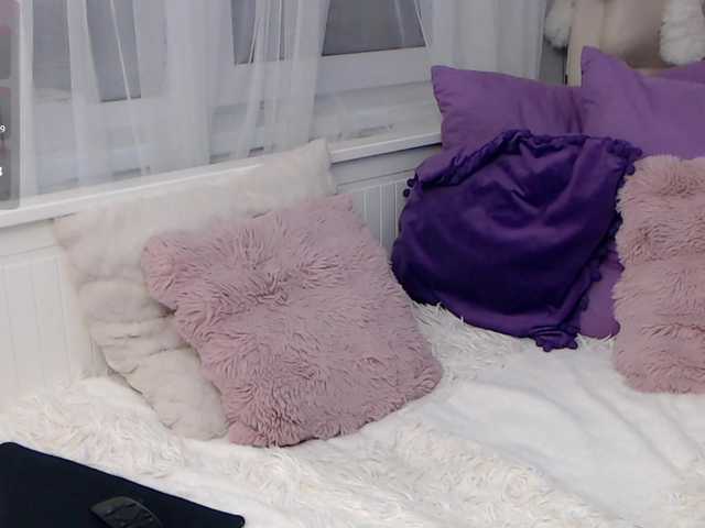 KateLove23's BongaCams show and profile