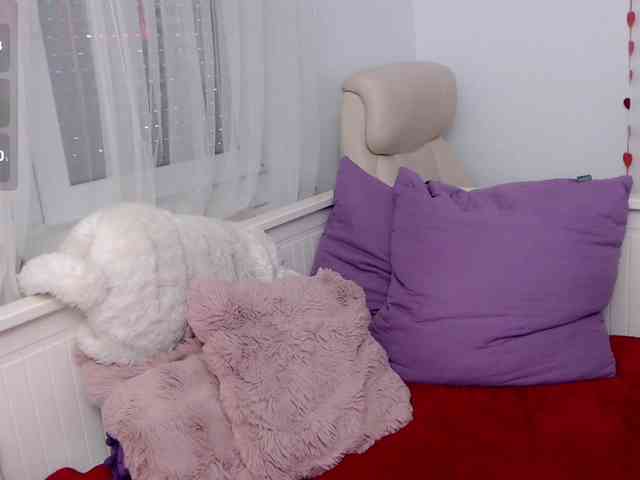 KateLove23 webcam