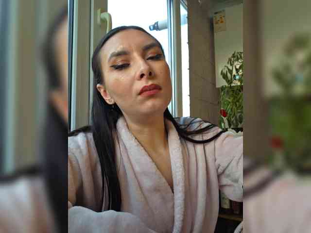 KateLove23 KateLove23