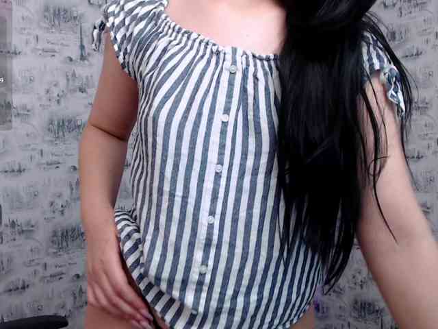 KateLove23 webcam