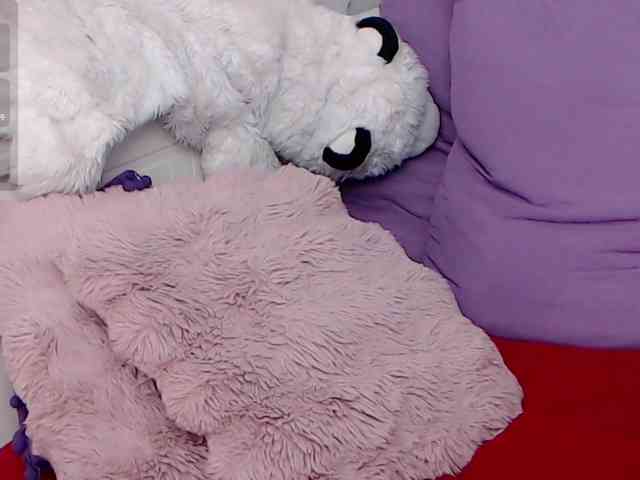 KateLove23 webcam