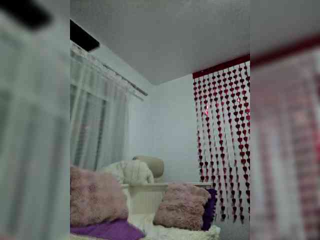 KateLove23 webcam