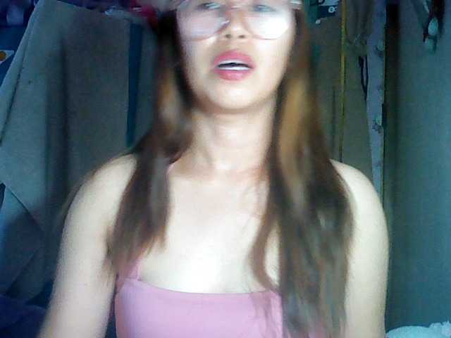 le modèle putspermsonme est en webcam porno dans un show sur le site bongacams, il possède les tags suivants: Asian,Brunette,Trimmed