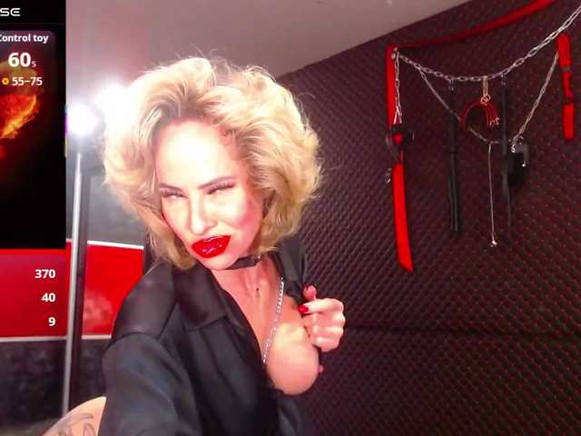 Maaarrrgggooo's BongaCams show and profile