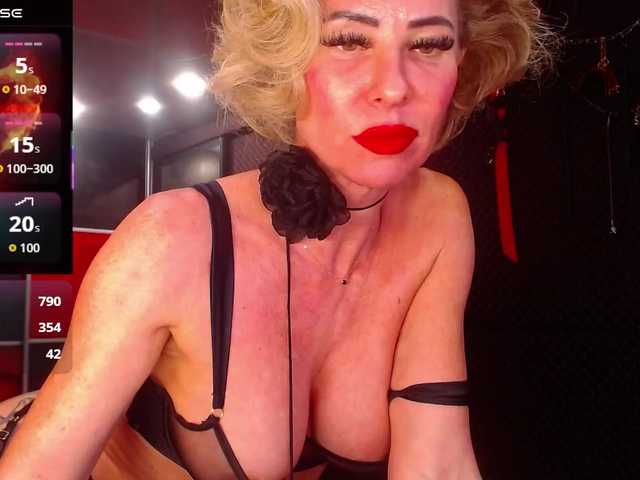 Maaarrrgggooo's BongaCams show and profile