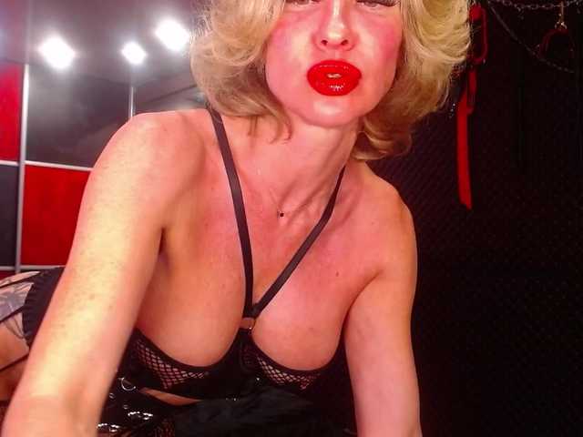 Maaarrrgggooo's BongaCams show and profile