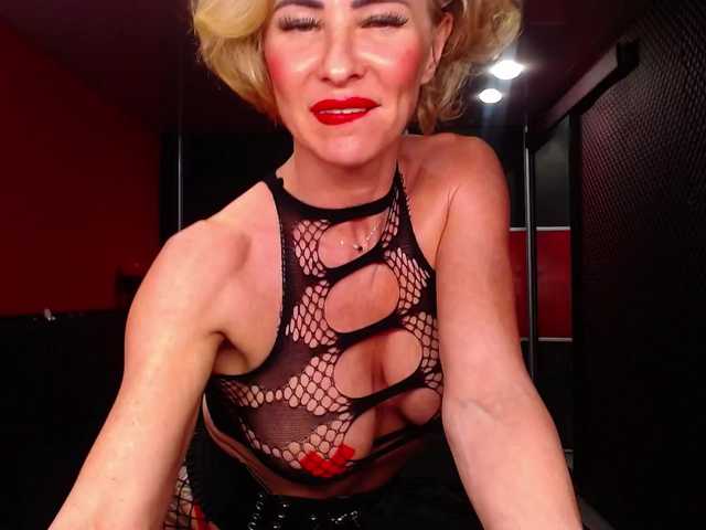 maaarrrgggooo live sex