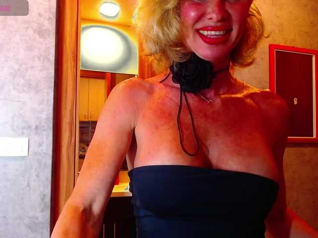 maaarrrgggooo live sex