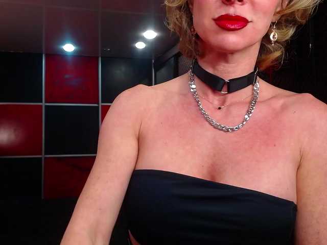 Maaarrrgggooo from BongaCams