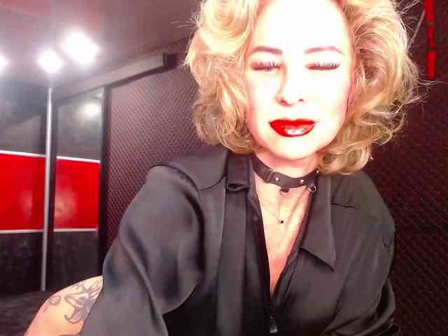 Maaarrrgggooo Live Webcam on BongaCams