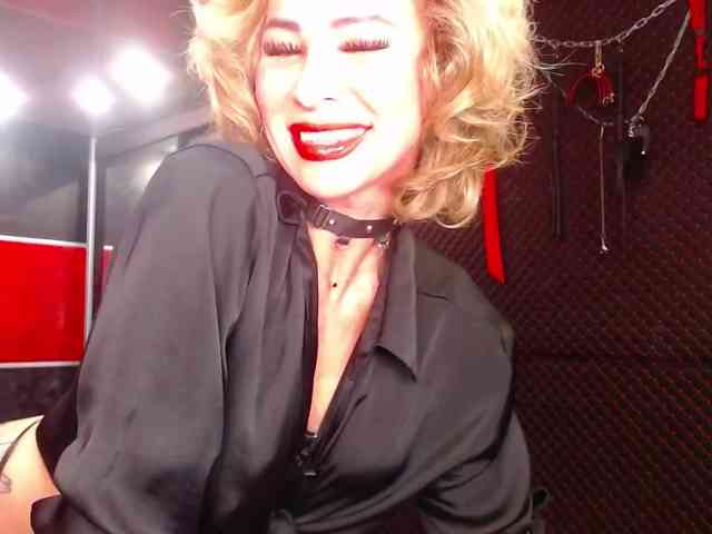 Maaarrrgggooo Live Webcam on BongaCams