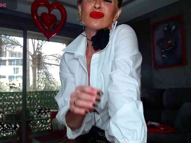 Maaarrrgggooo Live Webcam on BongaCams