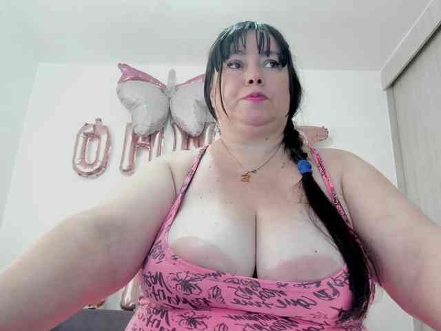 esmeraldamf's webcam live show