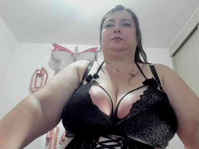 esmeraldamf webcam