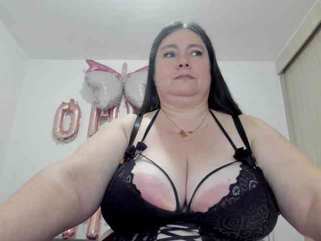 sexy webcam Esmeraldamf