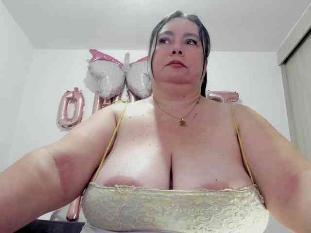 esmeraldamf webcam