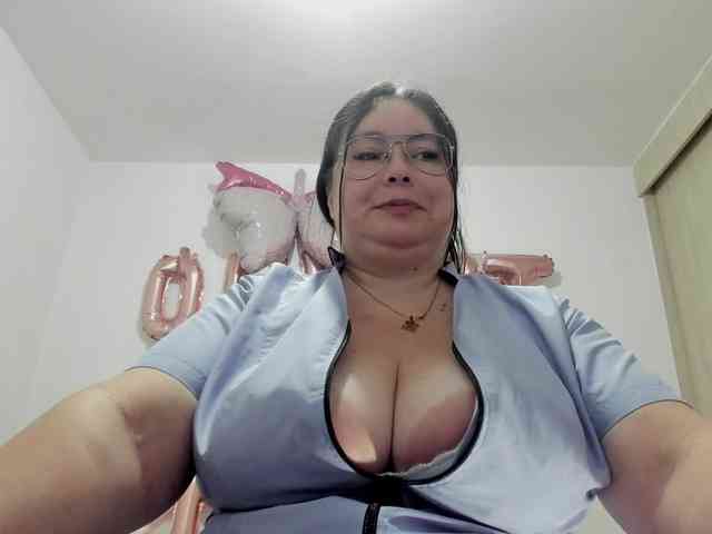 chat online free Esmeraldamf