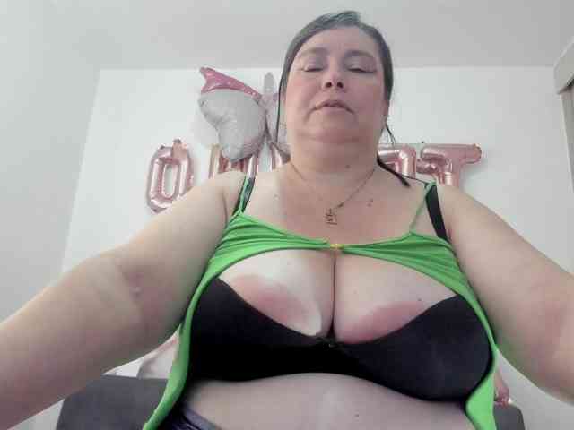 esmeraldamf webcam