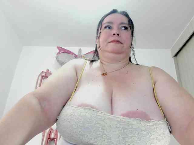 esmeraldamf webcam