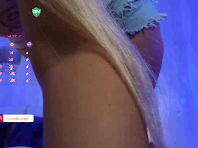 choose-me111 Live Webcam on {site_name}